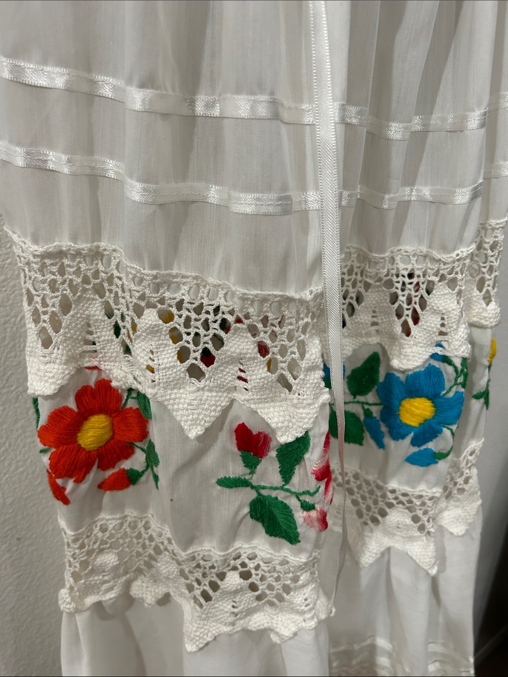 VTG. 1960s White Tiered Dress with Colorful Floral Embroidery - Picture 10 of 15
